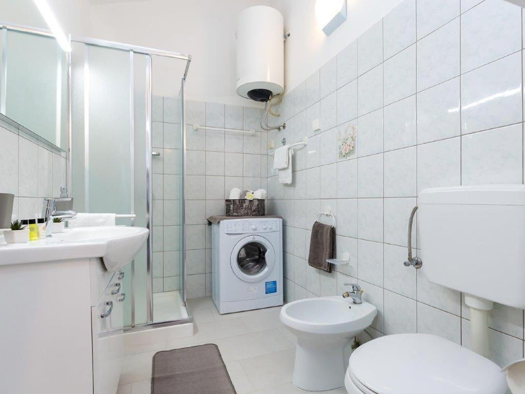 New City Center Design Apartment Porec Bagian luar foto