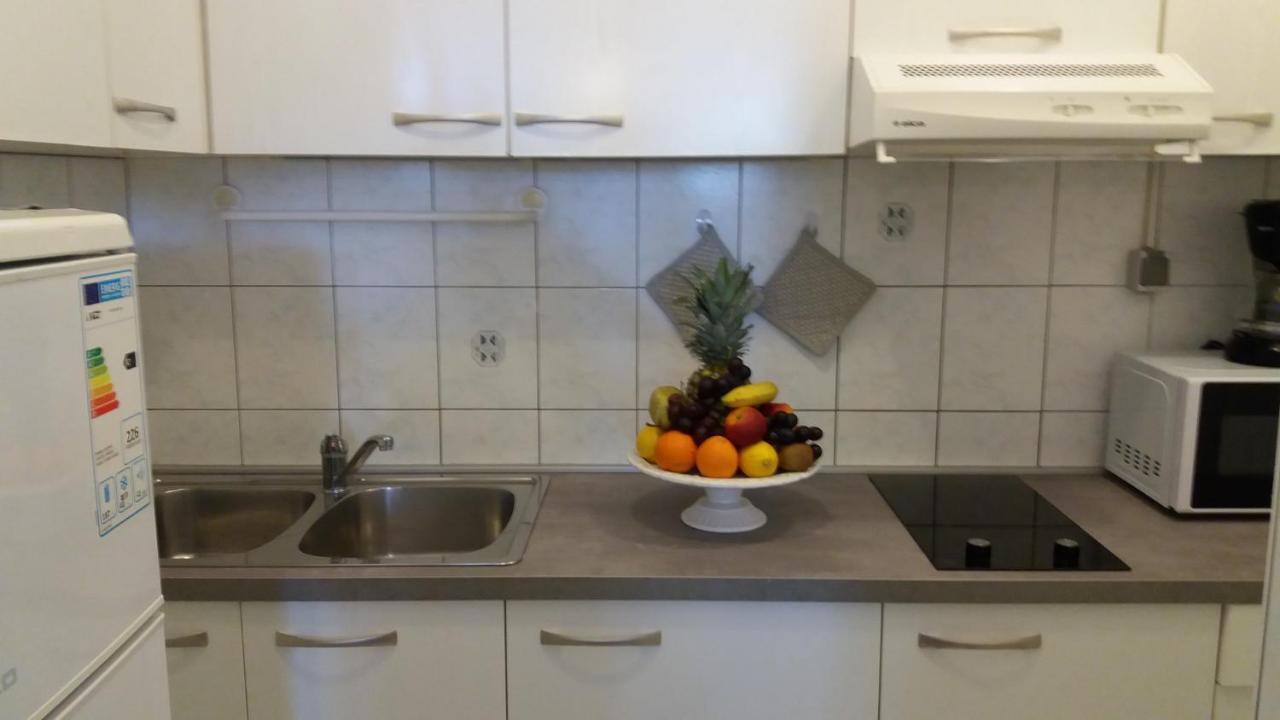 New City Center Design Apartment Porec Bagian luar foto